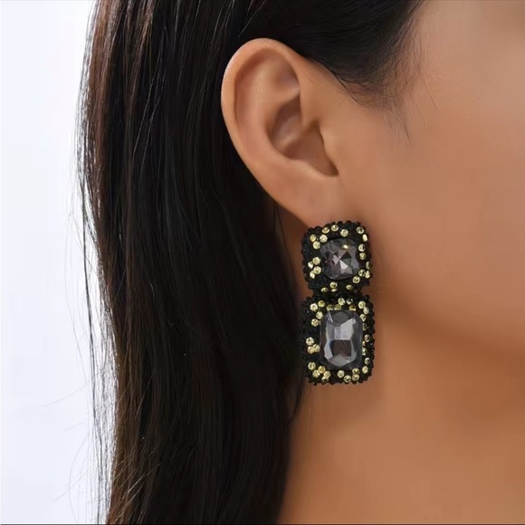 New Rectangle Big Bright Fashion Dangle Crystal Drop Stud Earrings - Picture 3 of 4